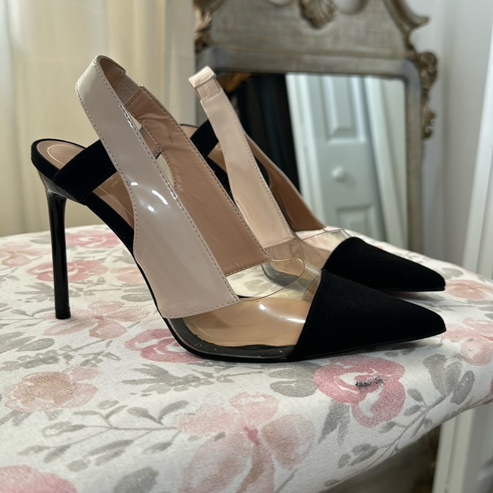 Zara - Suede and Lucite Pump